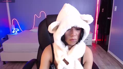 frida_lassi_ online show from 02/13/25, 03:35