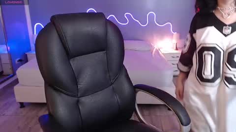 frida_lassi_ online show from 02/14/25, 07:12