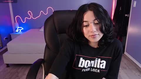 frida_lassi_ online show from 02/16/25, 01:25