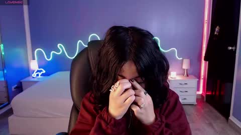 frida_lassi_ online show from 02/24/25, 11:54