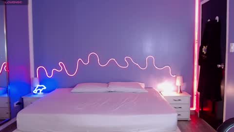 frida_lassi_ online show from 02/27/25, 04:43