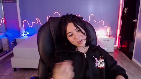 frida_lassi_ online show from 02/27/25, 07:47