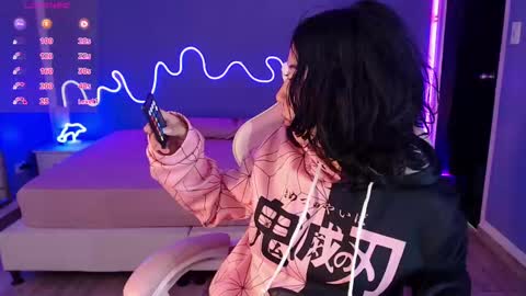 frida_lassi_ online show from 03/04/25, 12:33