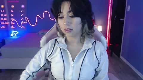 frida_lassi_ online show from 03/05/25, 12:33