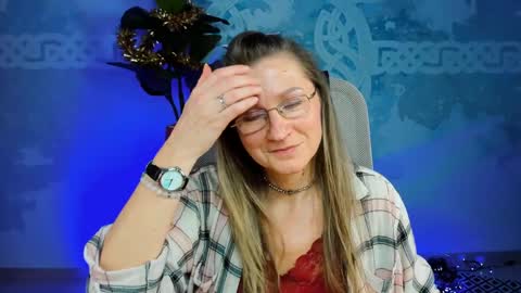 Snapshot of fridatander chatting on 01/05/25, 03:45 Frida Tander online show from 01/05/25, 03:45