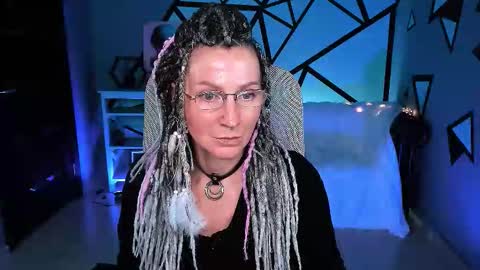 Snapshot of fridatander chatting on 09/25/25, 01:59 Frida Tander online show from 09/25/25, 01:59