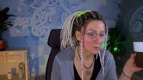 Frida Tander online show from 02/07/26, 05:33