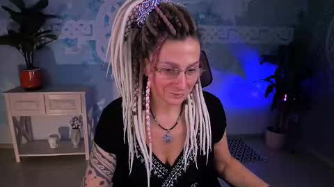 Frida Tander online show from 02/14/26, 05:15