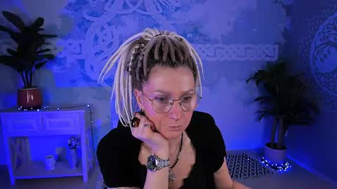 Frida Tander online show from 04/28/26, 05:23