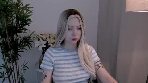 friend_zone_ online show from 06/13/26, 10:46
