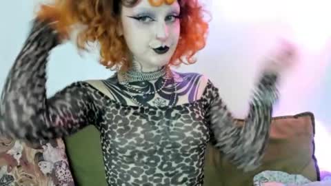 cherry online show from 04/11/26, 11:53