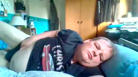 Tom online show from 07/18/26, 05:11