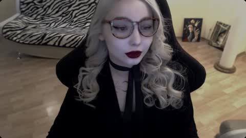 Lilith online show from 11/25/25, 11:32