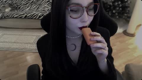 Lilith online show from 12/15/25, 11:47