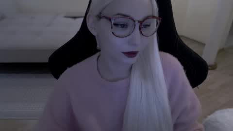 Lilith online show from 04/16/26, 07:31