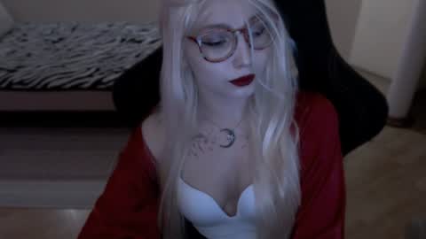 Lilith online show from 06/18/26, 09:30