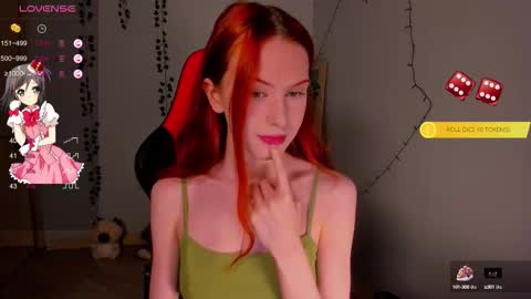 Snapshot of fruttitatti chatting on 10/14/25, 11:49 fruttitatti online show from 10/14/25, 11:49