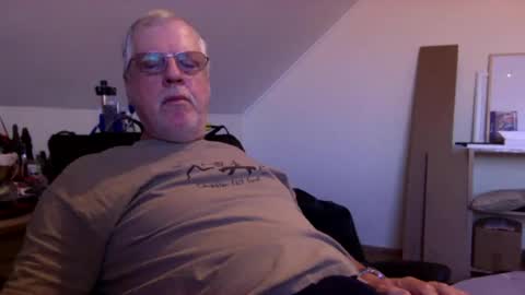 Snapshot of fscking chatting on 06/15/26, 05:31 fscking online show from 06/15/26, 05:31