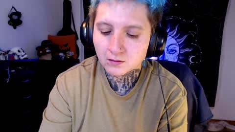          HEHIM  online show from 02/04/25, 08:28