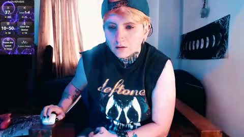          HEHIM  online show from 11/28/25, 04:09