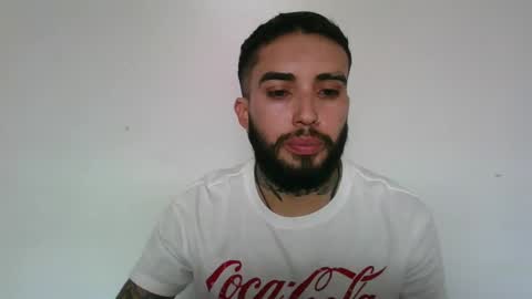 Snapshot of ftmen chatting on 01/09/25, 03:44 Jestevan online show from 01/09/25, 03:44