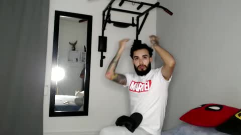 Snapshot of ftmen chatting on 02/25/25, 12:58 Jestevan online show from 02/25/25, 12:58