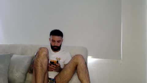 Snapshot of ftmen chatting on 01/15/26, 04:44 Jestevan online show from 01/15/26, 04:44