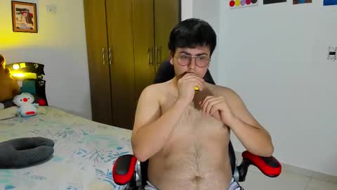 uwu online show from 12/20/25, 11:12