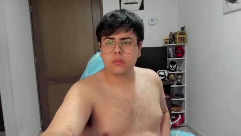 uwu online show from 03/26/26, 03:34