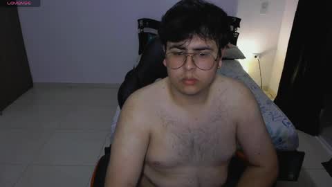 uwu online show from 03/27/26, 07:14