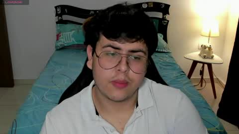 uwu online show from 04/04/26, 11:35