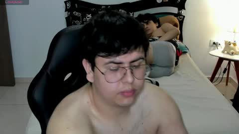 uwu online show from 04/06/26, 11:38