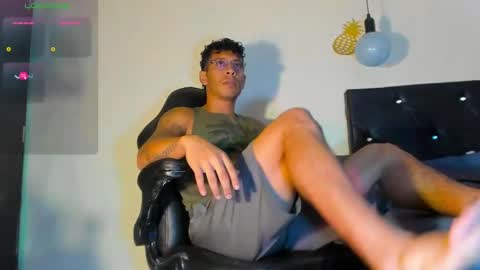Ricardodominic 1   MODELO INDEPENDIENTE online show from 12/28/24, 05:35