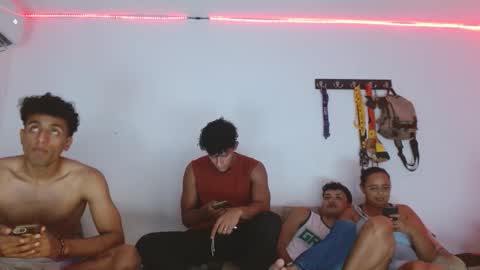 fuckboyjosh98 online show from 12/04/25, 12:31