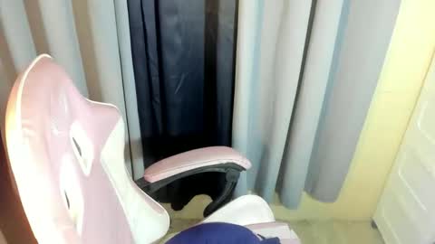 R A I N M O R A L E S  G M A I L . C O M online show from 04/09/26, 10:04