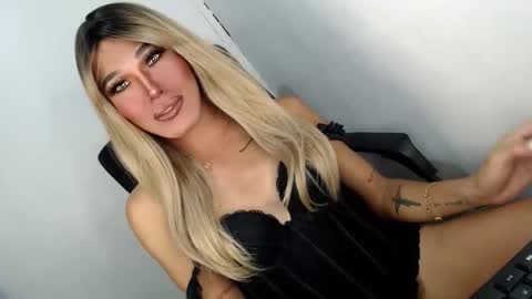 sweetyJENNY online show from 04/20/26, 03:15