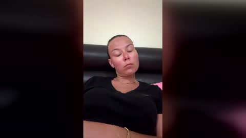 La online show from 02/12/26, 10:10