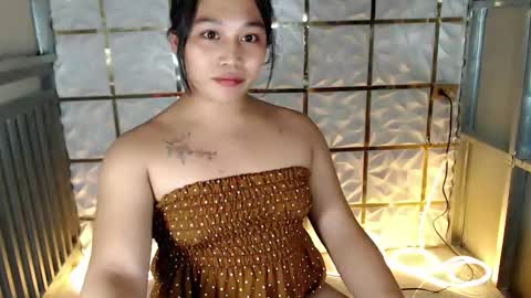 ITS ME CRYSTAL online show from 02/17/26, 02:46