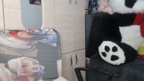 Mia and Gary  online show from 01/09/26, 02:03