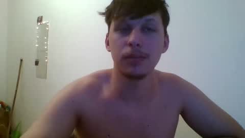 Snapshot of fuckmales21 chatting on 11/29/25, 01:19 fuckmales21 online show from 11/29/25, 01:19