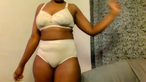 Snapshot of fuckpussy_18 chatting on 02/13/26, 05:14 fuckpussy_18 online show from 02/13/26, 05:14