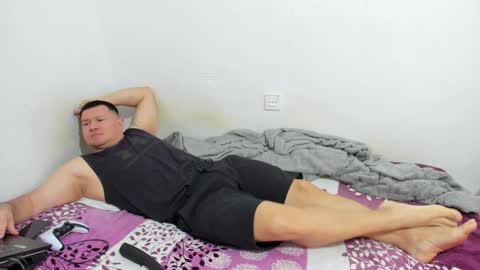 Snapshot of fuckynations chatting on 12/08/24, 02:41 Fuckdirtymen online show from 12/08/24, 02:41