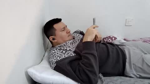 Snapshot of fuckynations chatting on 01/12/26, 11:26 Fuckdirtymen online show from 01/12/26, 11:26