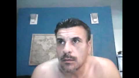 fuego1ento22 online show from 09/17/25, 12:23