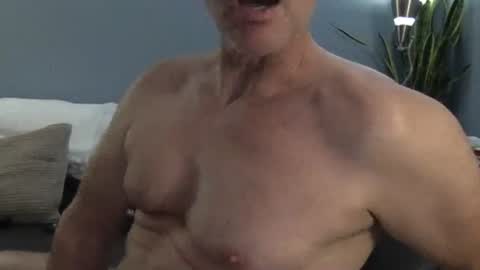 Snapshot of fuertecock chatting on 03/12/25, 09:55 Gregorio online show from 03/12/25, 09:55