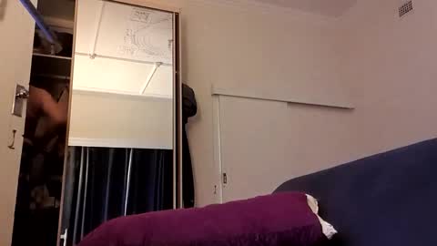 Snapshot of full4cefull chatting on 01/18/25, 01:40 Pizzaz online show from 01/18/25, 01:40