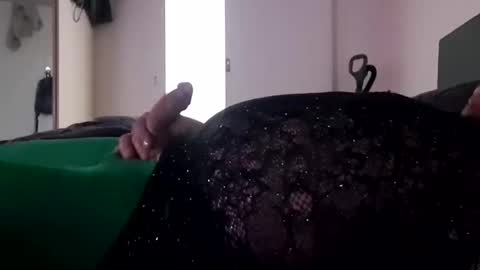 Snapshot of full4cefull chatting on 02/14/25, 07:49 Pizzaz online show from 02/14/25, 07:49