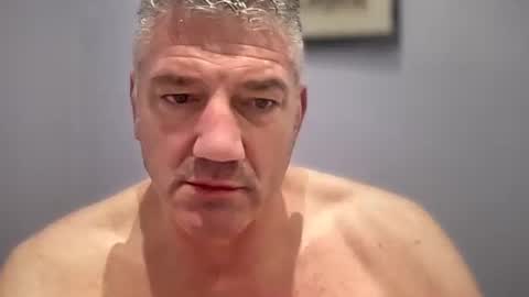 fullback_15 online show from 04/04/26, 07:50