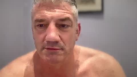 fullback_15 online show from 04/16/26, 04:08