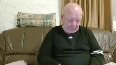 fullballs6 online show from 03/19/26, 02:15